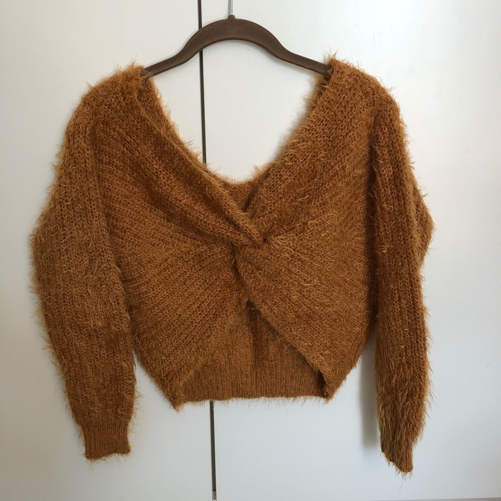 Fall Sweater 🍂 - Picture 6 of 6